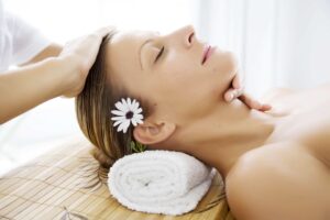 relaxing massages - Masajes contra las parálisis faciales
