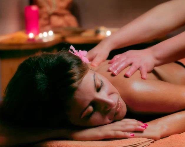 Relaxing Massage - Relaxing Time